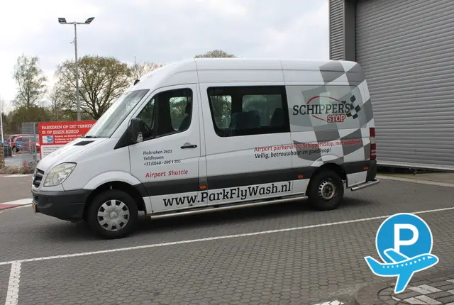 One Stop Parking Eindhoven - Veldhoven, Habraken 2601-2605 3