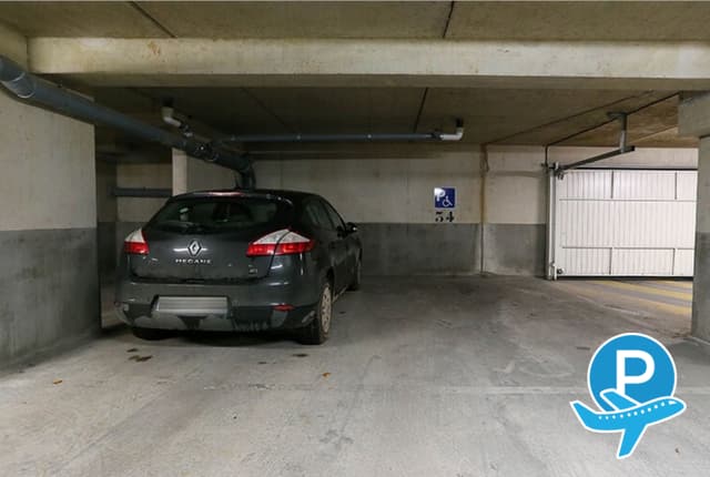 SWIFT X PARK - Orly, Aéroport d'Orly (disabled) 2