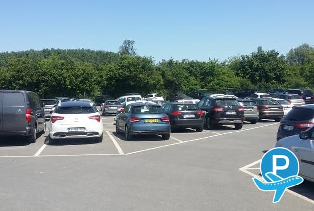 Fast Park Charleroi - Heppignies, Rue de Capilone 11A 3