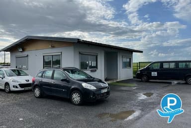 Hop Parking (Do not use) - Villeneuve Sous Dammartin, 3 route de moussy (disabled) 2