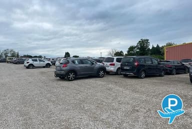 Elit Parking Discount - France, Chemin des blaches 5