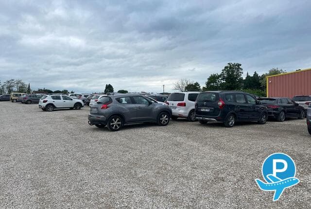 Elit Parking Discount - France, Chemin des blaches 5