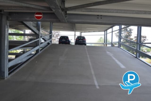 AA-Parkivado - Rüsselsheim, Stahlstraße 36 (disabled) 7