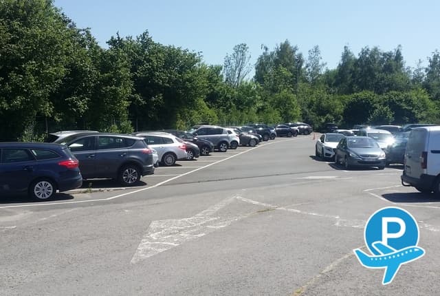 Fast Park Charleroi - Heppignies, Rue de Capilone 11A 2