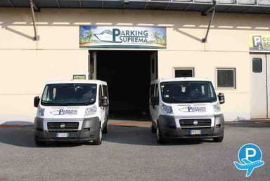 Parking Suprema - Chiavi in Mano - Cardano al Campo (VA), Via Papa Giovanni XXIII, 195 (disabled) 2